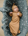 Cafe Organic Ribbed Newborn Knot Hat