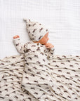 Cruz Newborn Hat Bundle (Gown)