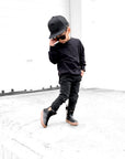 Classic Midi Rain Boot in Black / Taupe
