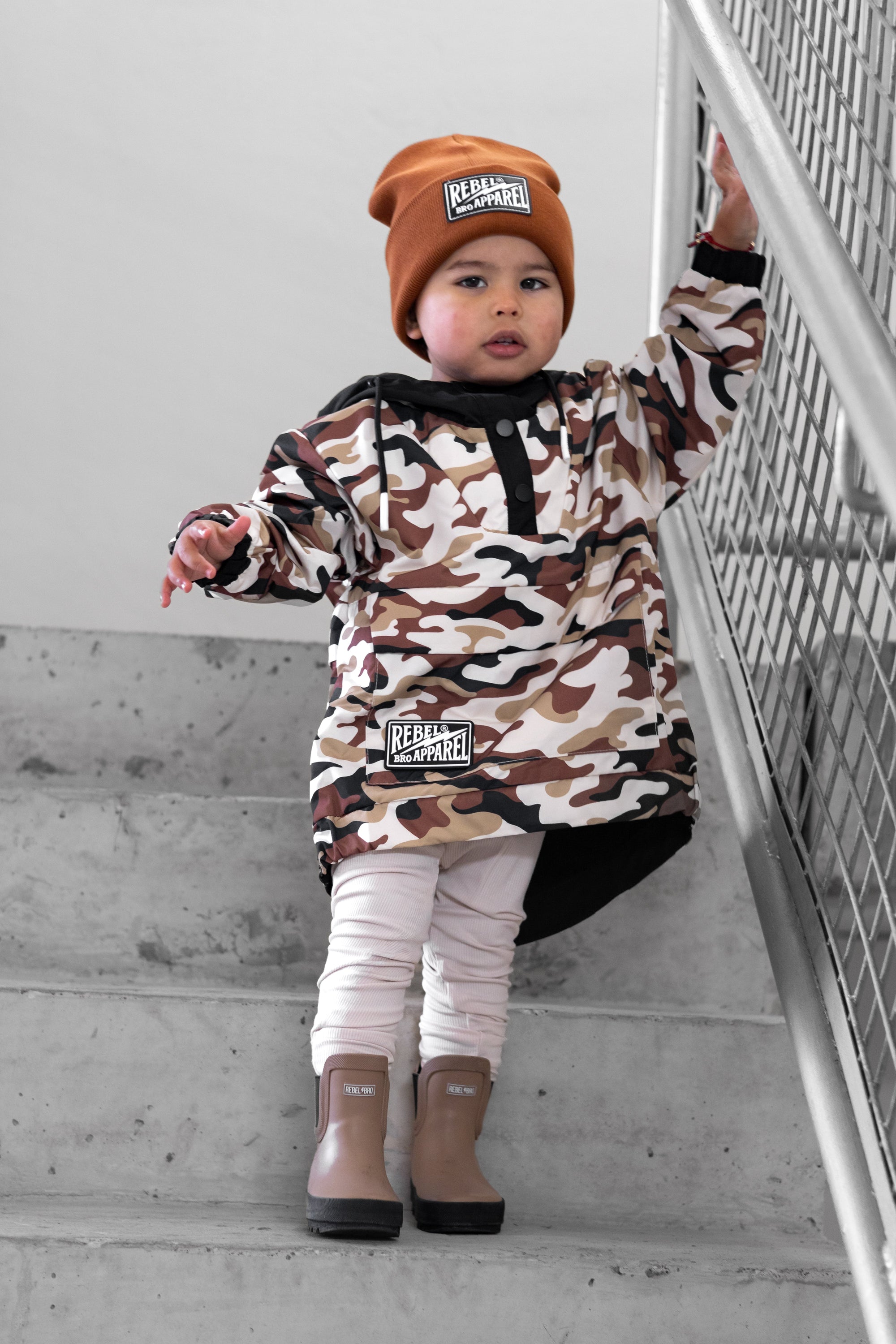 Pullover Windbreaker in Ranger