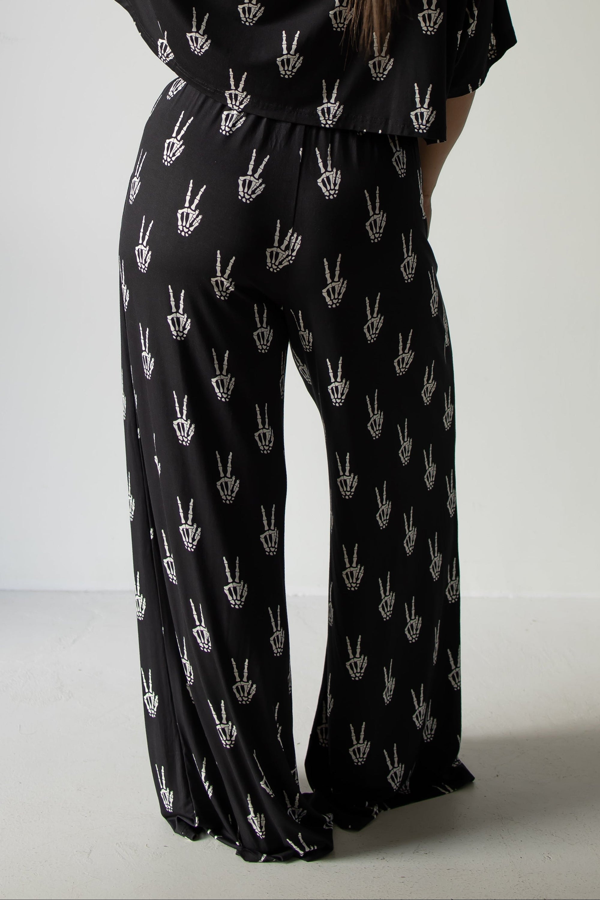 Women's Bamboo Crop Tee Lounge Set | Midnight Skelly