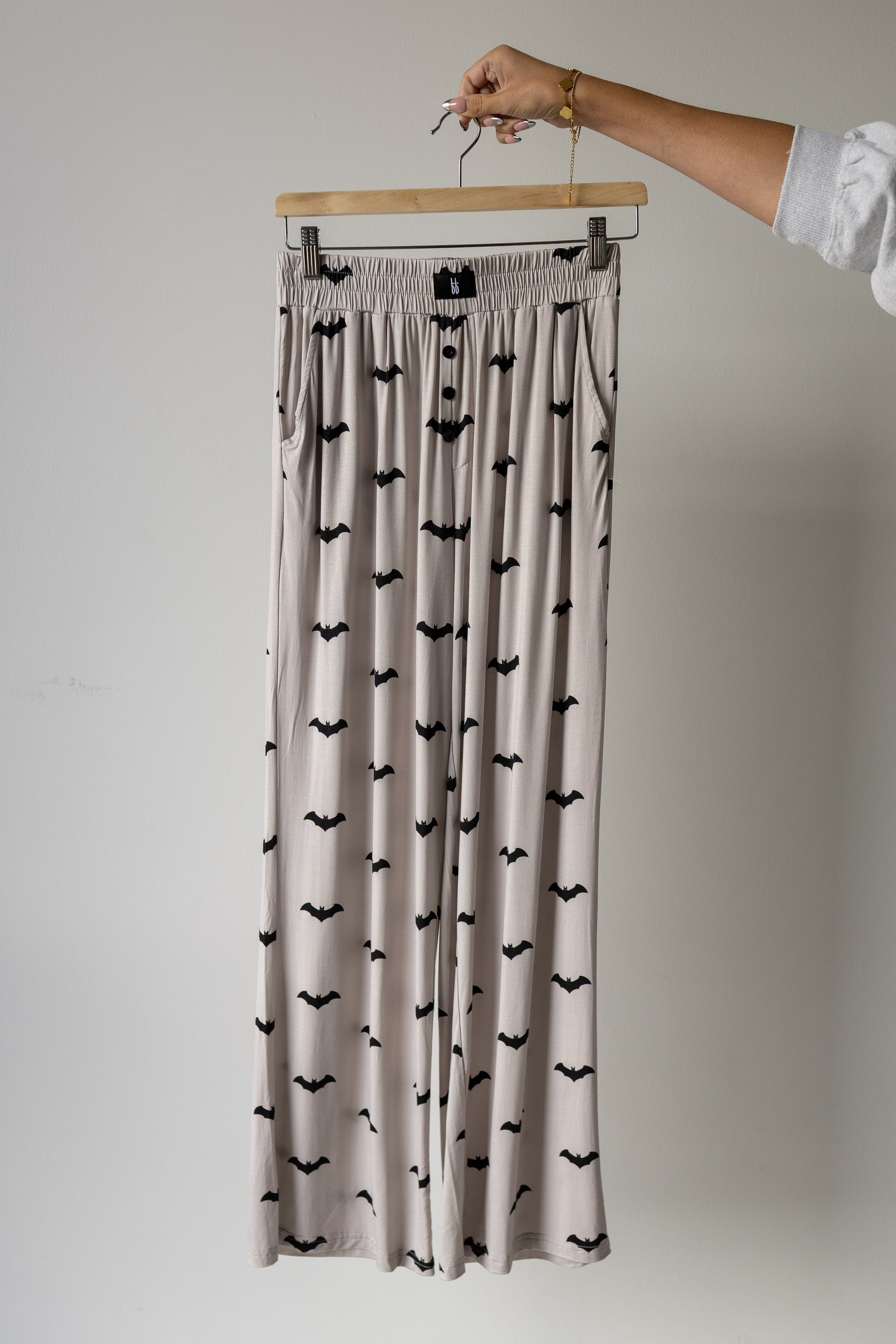 Short Sleeve Women's Bamboo Lounge Set | It's Bats!