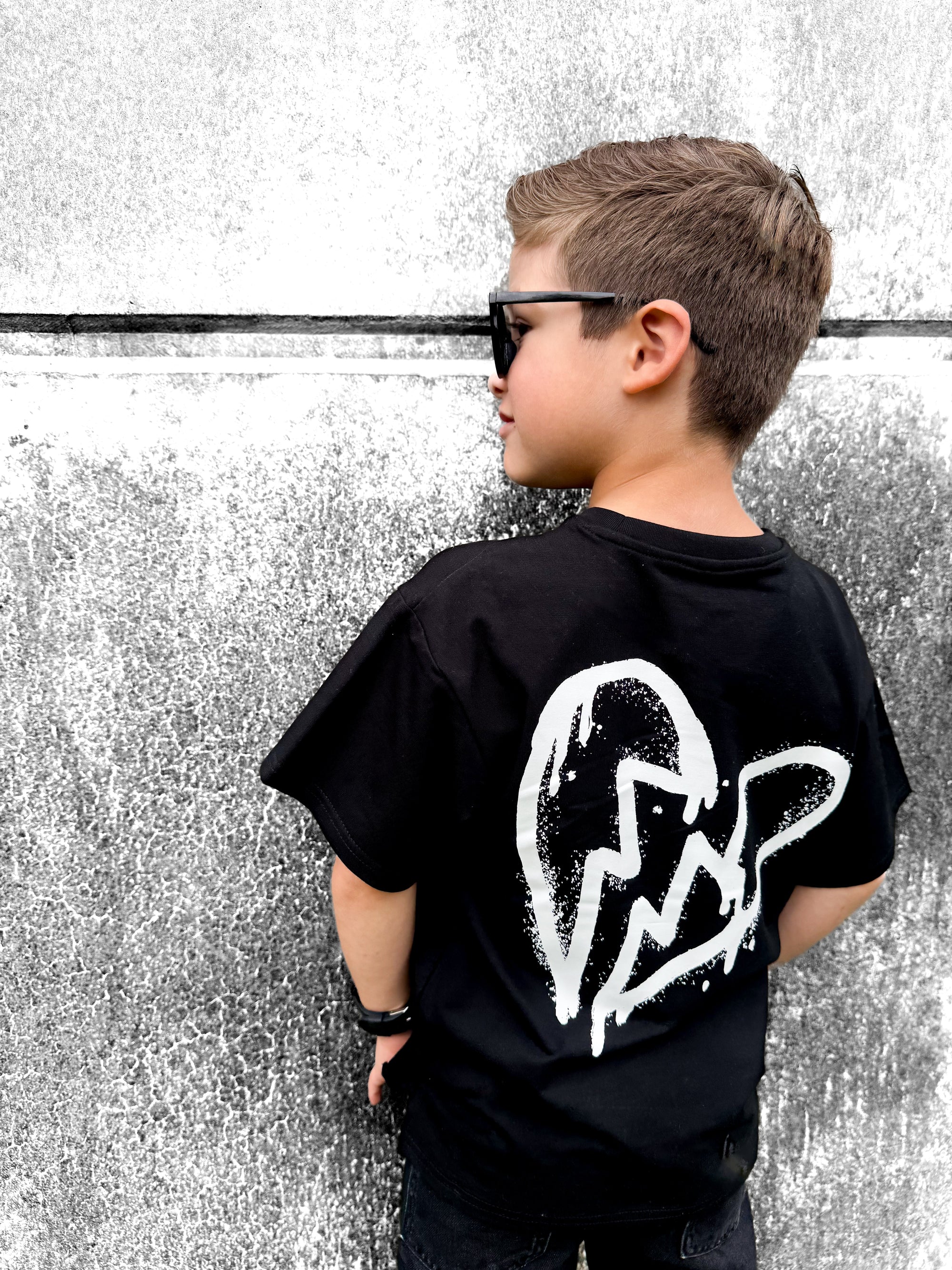 Bamboo Graphic Tee in Heartbreaker