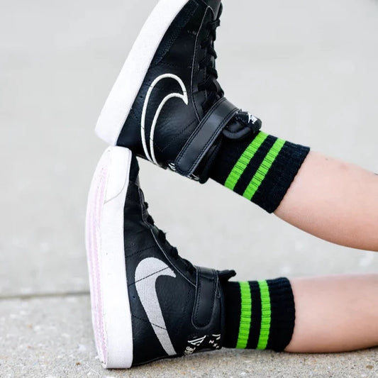 Kickin It Up Socks - Black Green