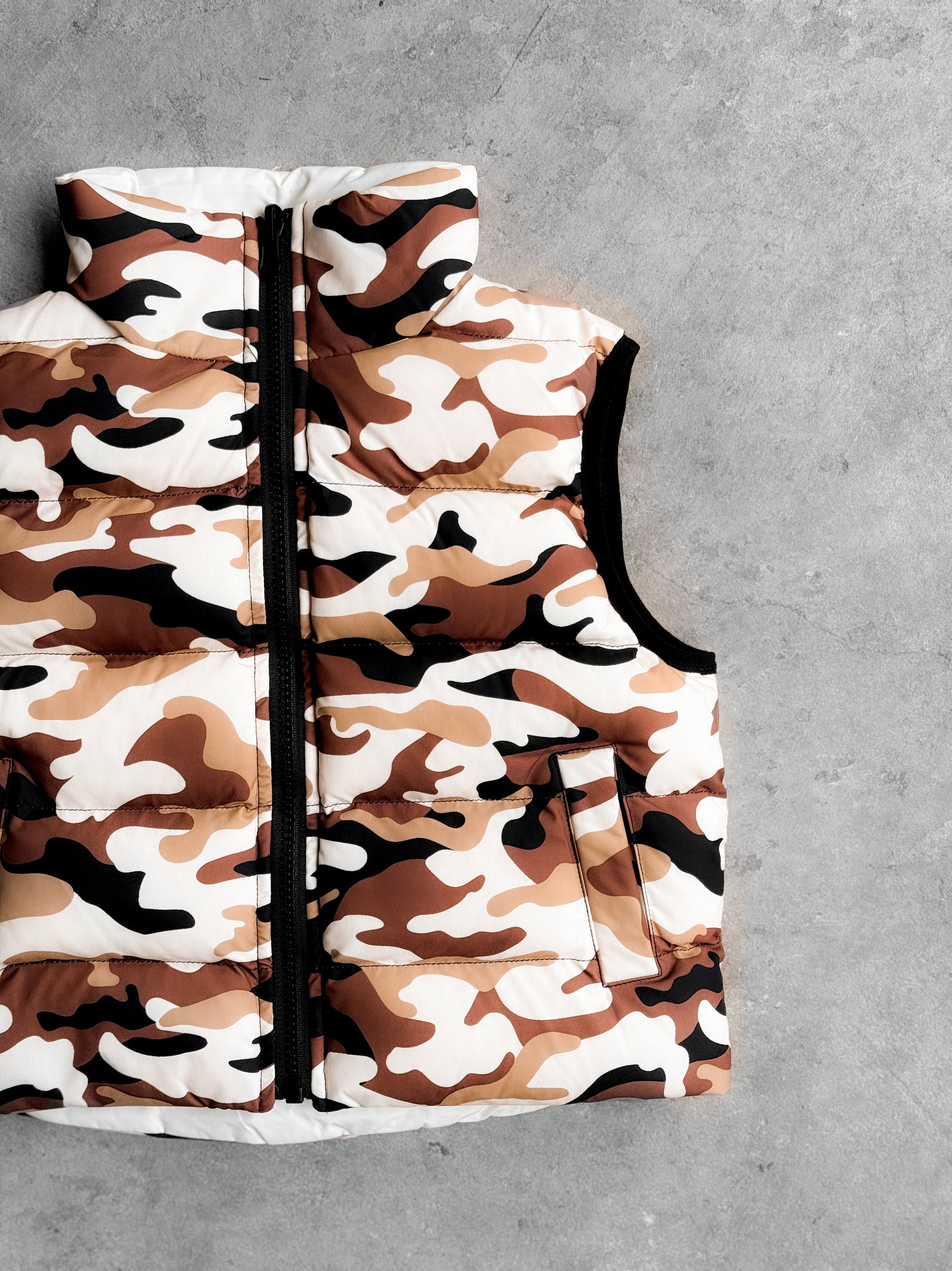 Reversible Puffer Vest in Ranger (PREORDER)