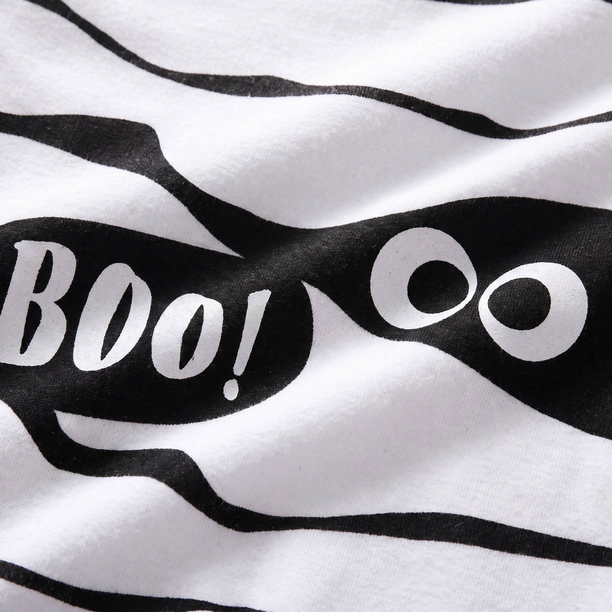 Mummy Halloween PJs || Glow in the Dark
