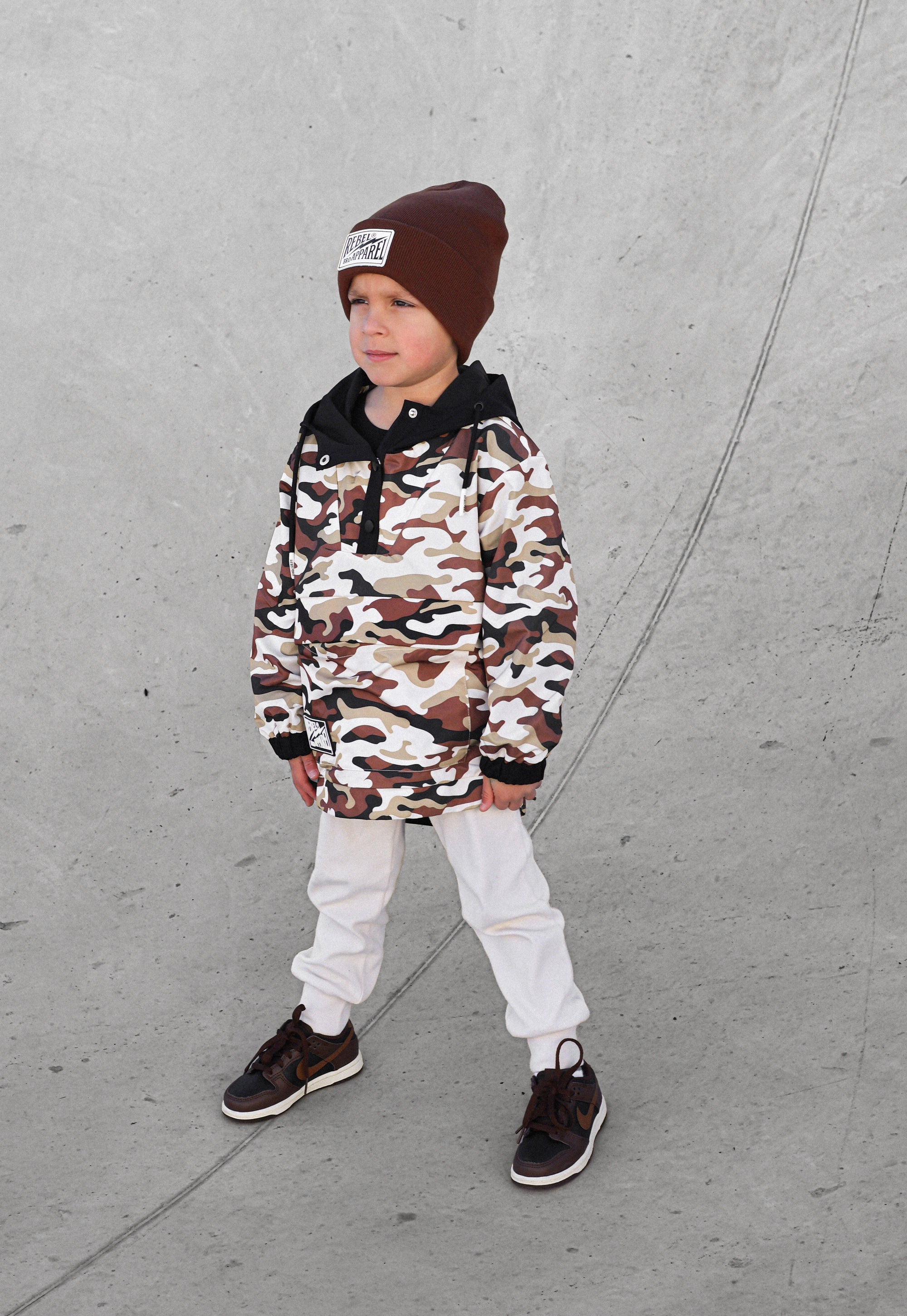 Pullover Windbreaker in Ranger