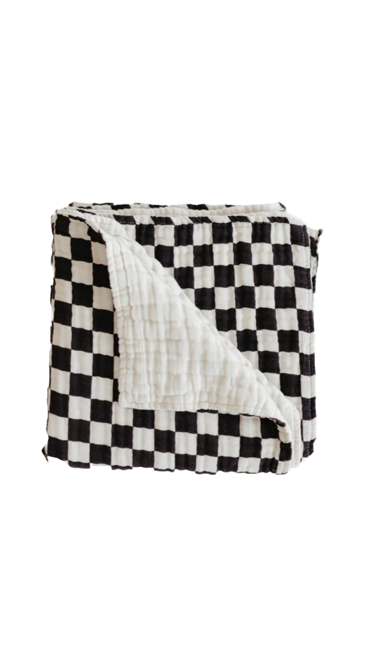 Black Checkered | Quilt