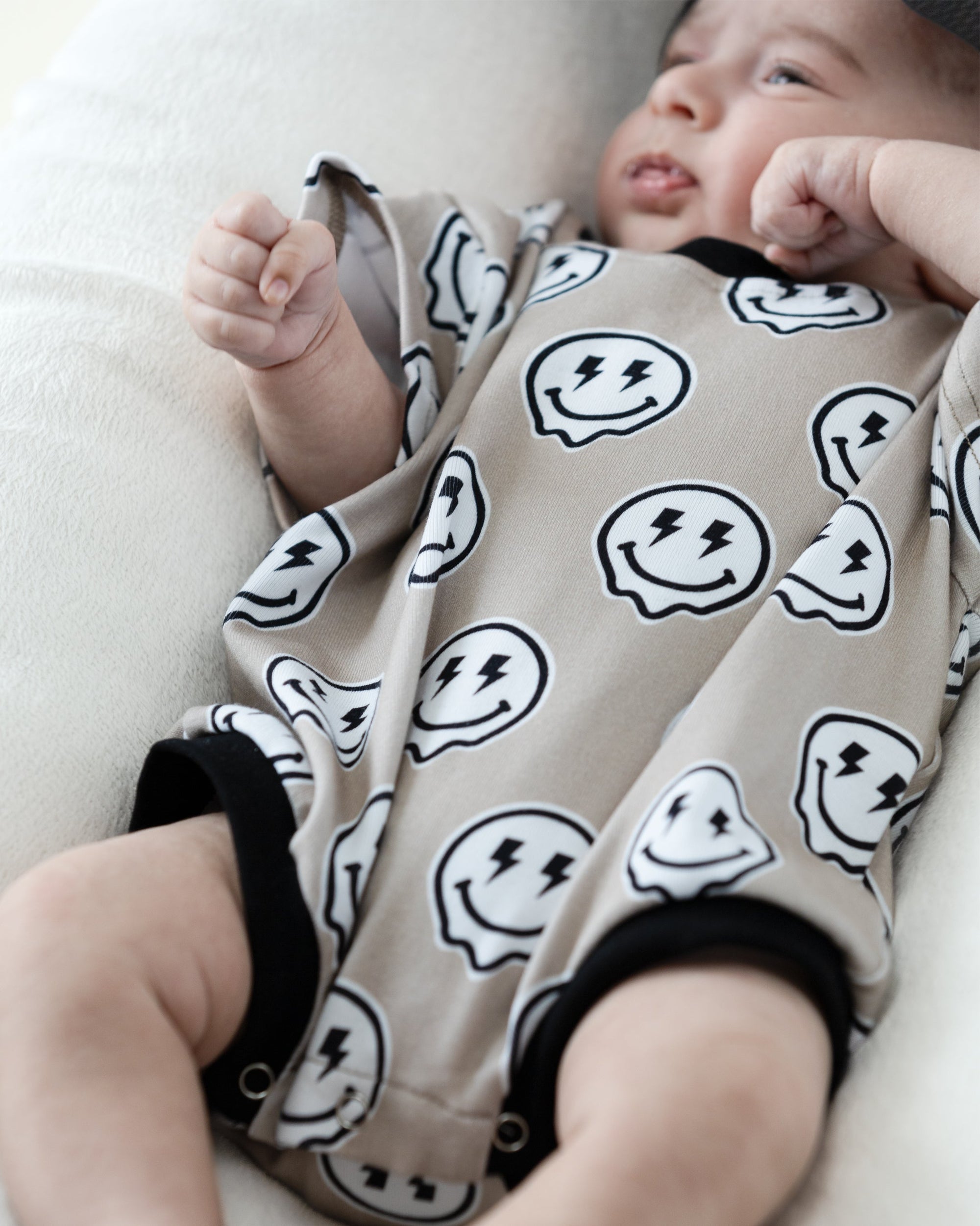 Short Sleeve Bubble Romper | Electric Drippy