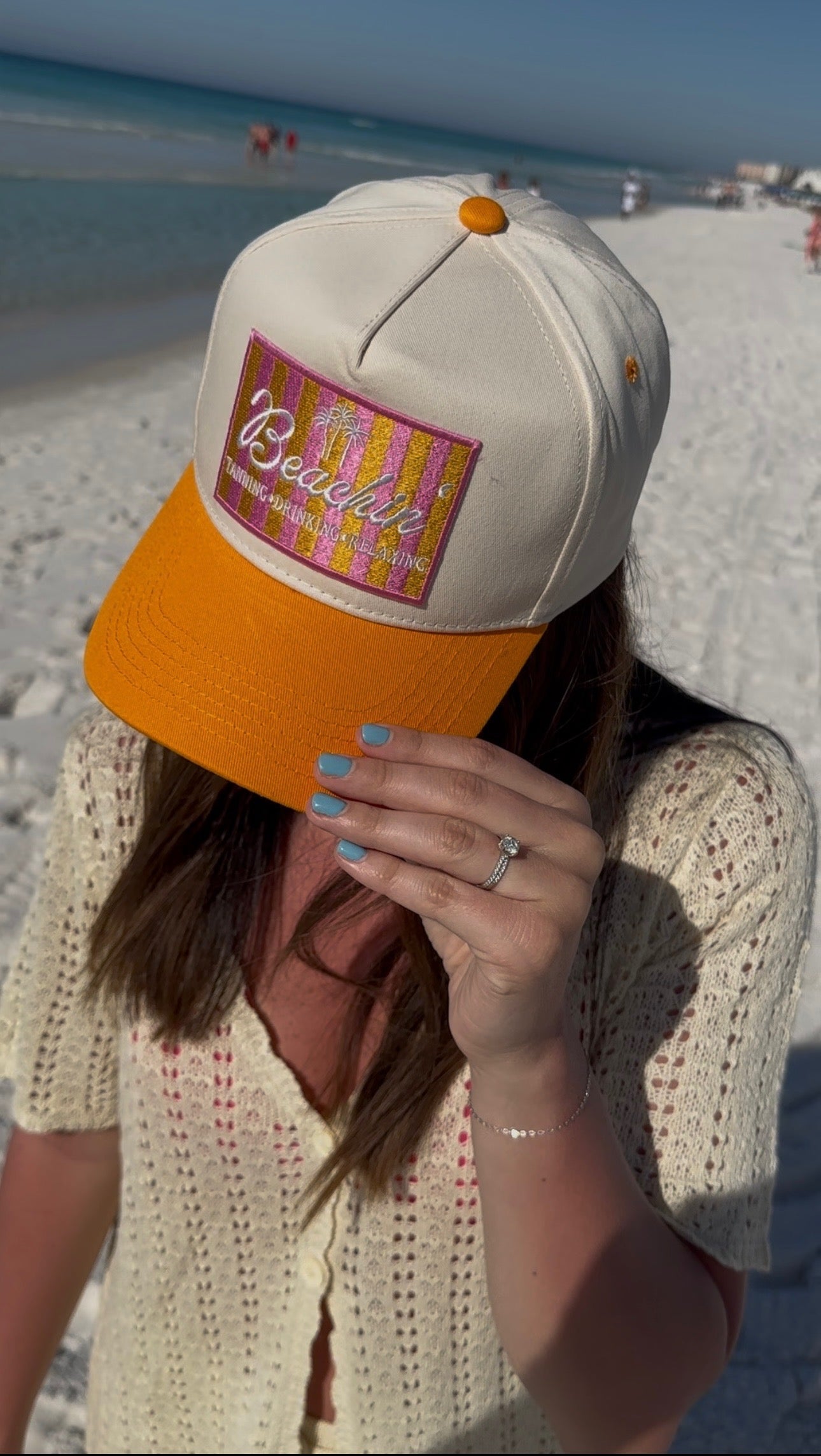 Beachin&#39; - Vintage Trucker Hat