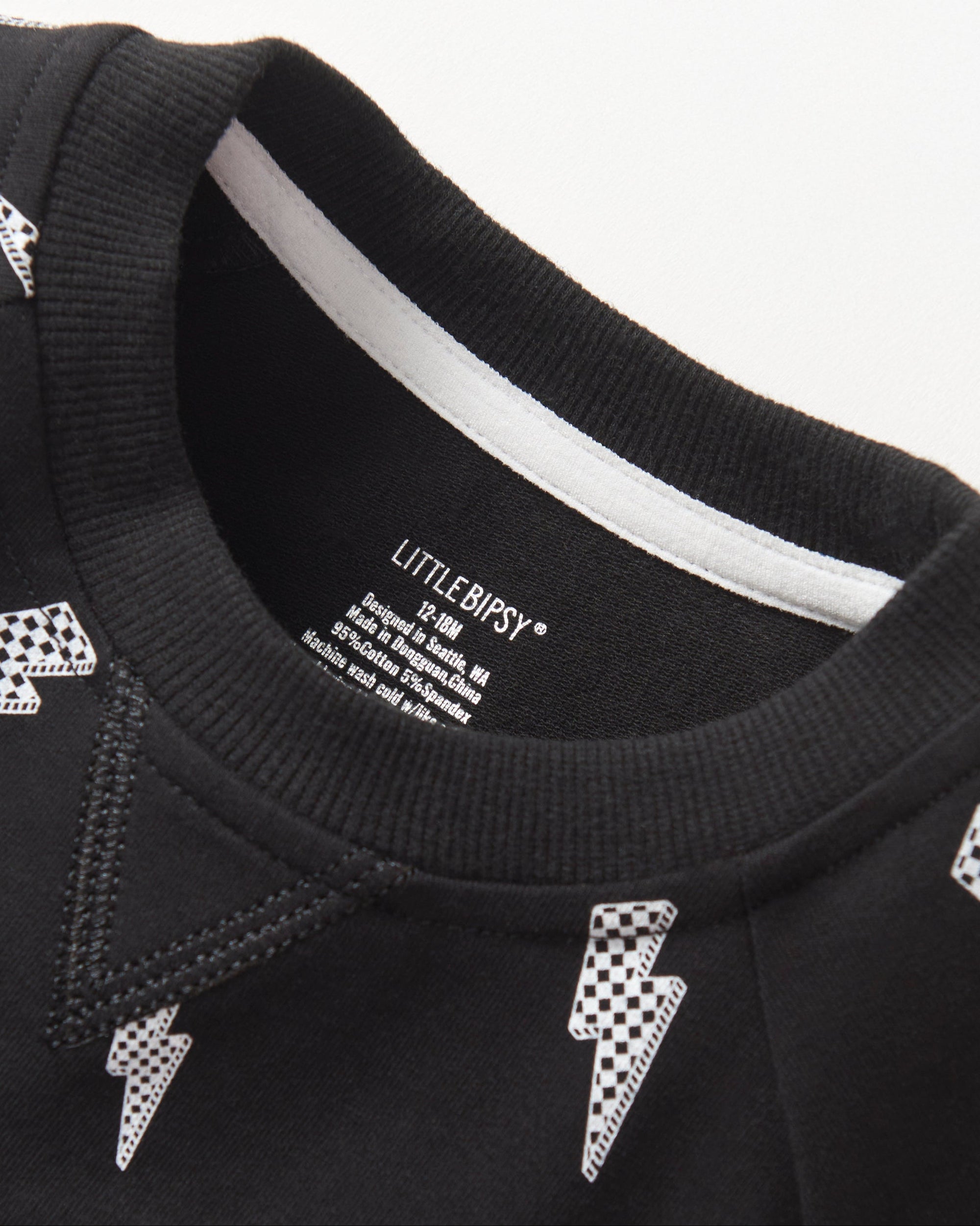 Lightning Bolt Pullover - Black