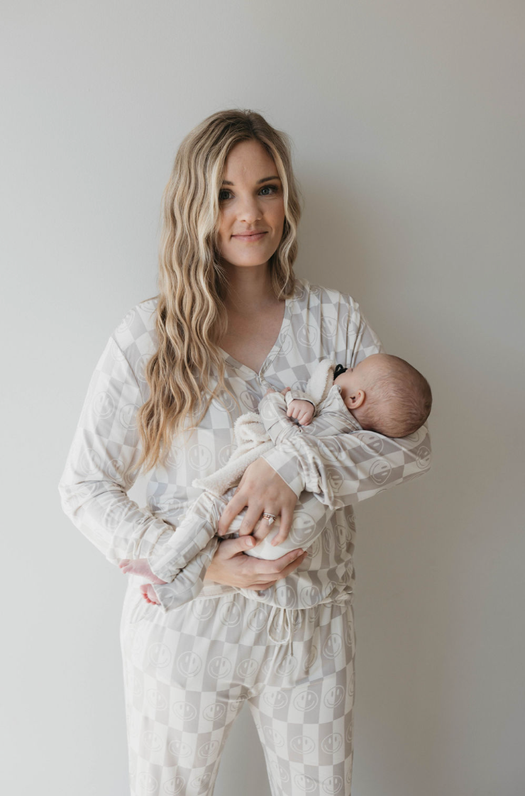 Women&#39;s Bamboo Pajama | Smile Checkerboard