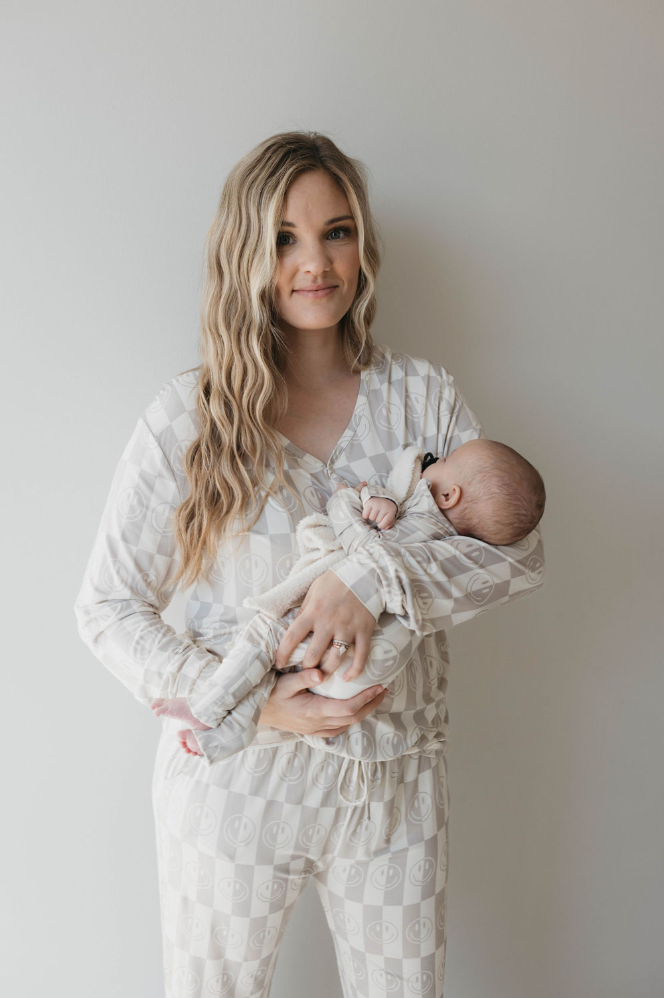 Women&#39;s Bamboo Pajama | Smile Checkerboard