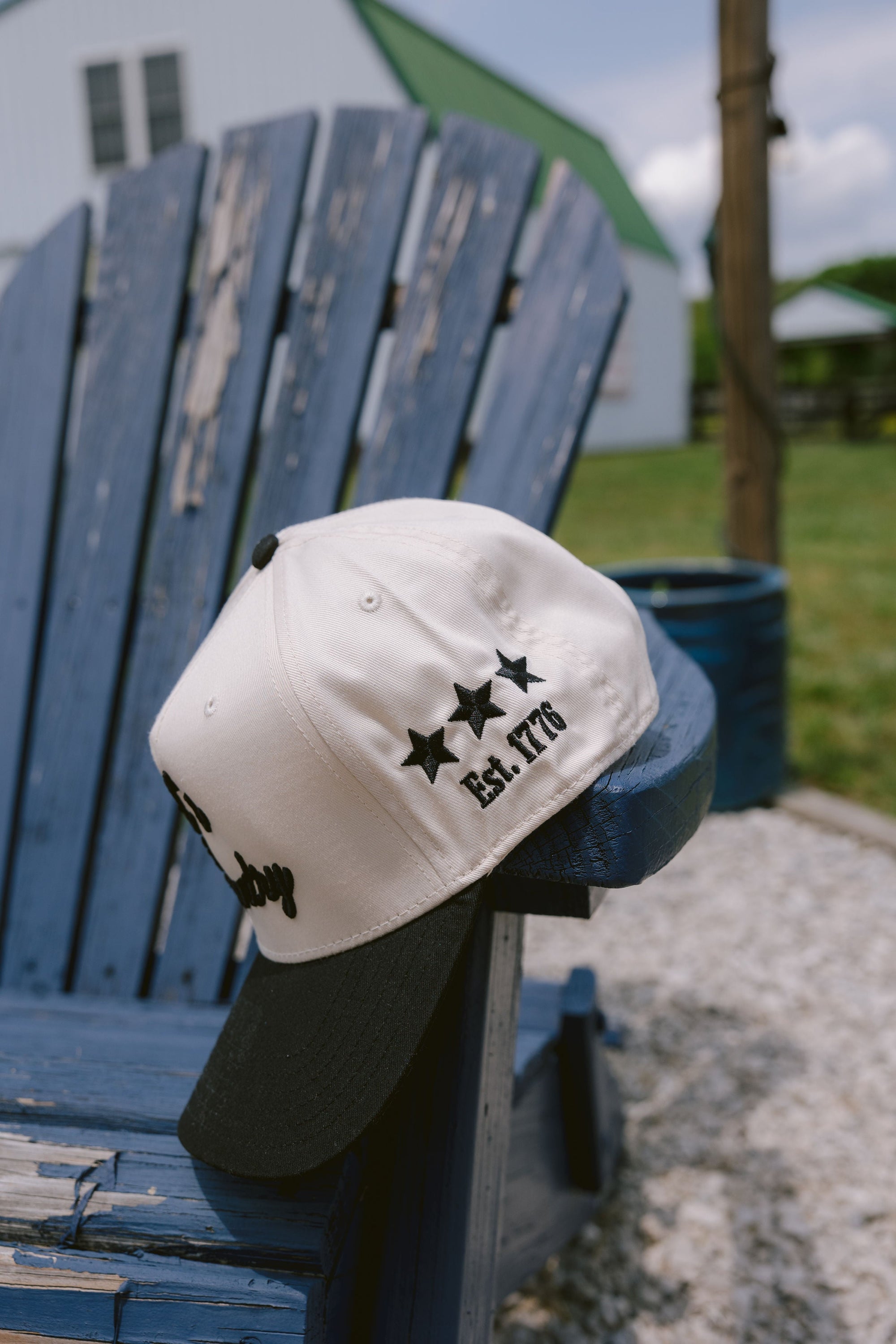 God&#39;s Country - Vintage Trucker Hat