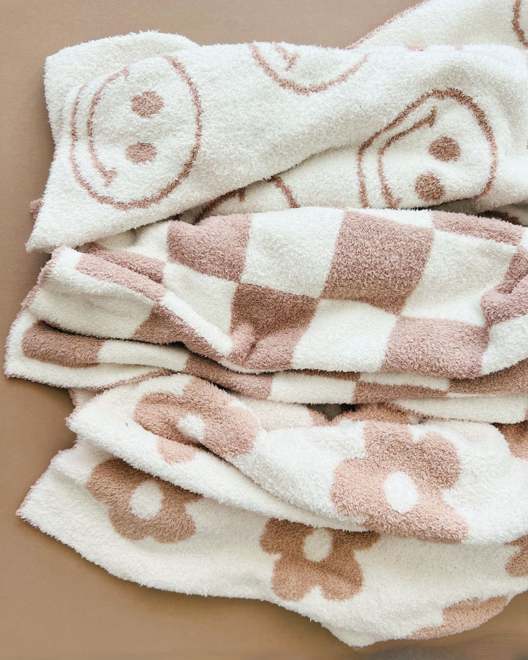 Checkered Plush Blanket | Latte