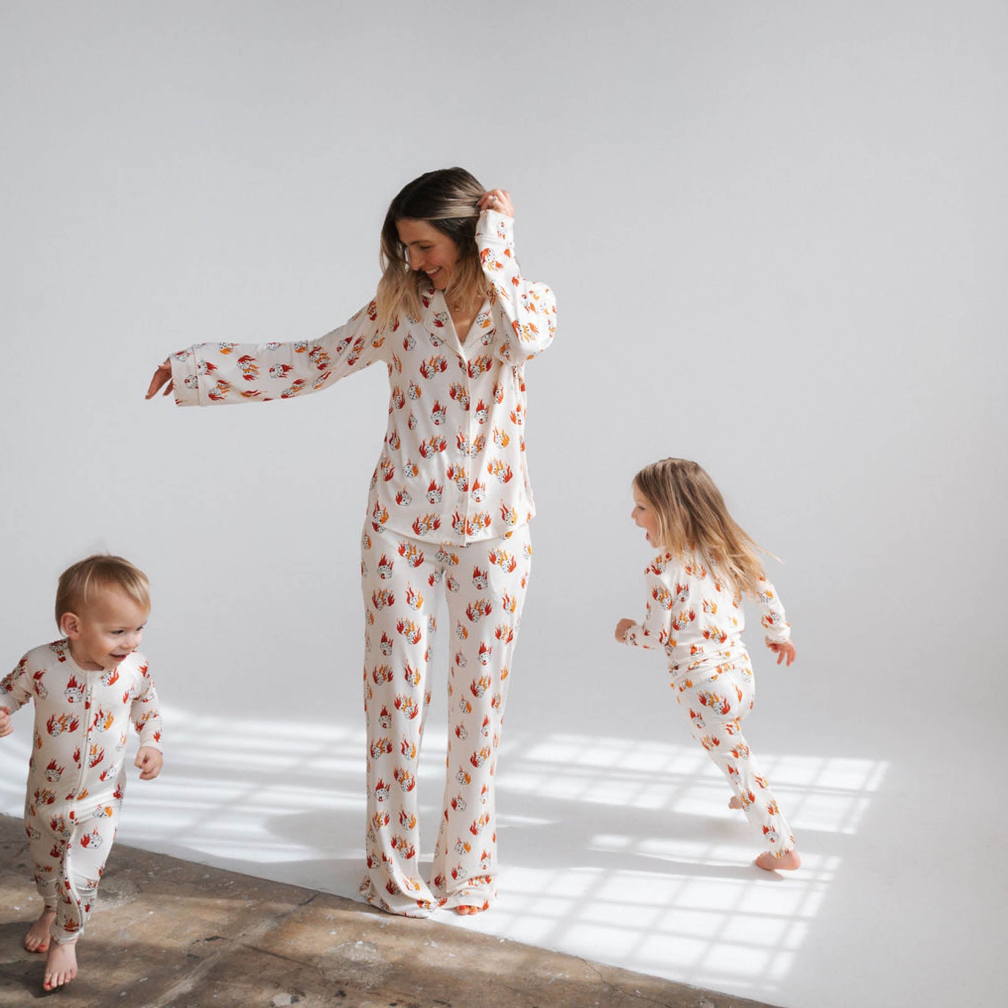 Flame Dice | Women&#39;s Flare Set