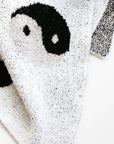 Plush Blanket | Black & White Yin Yang