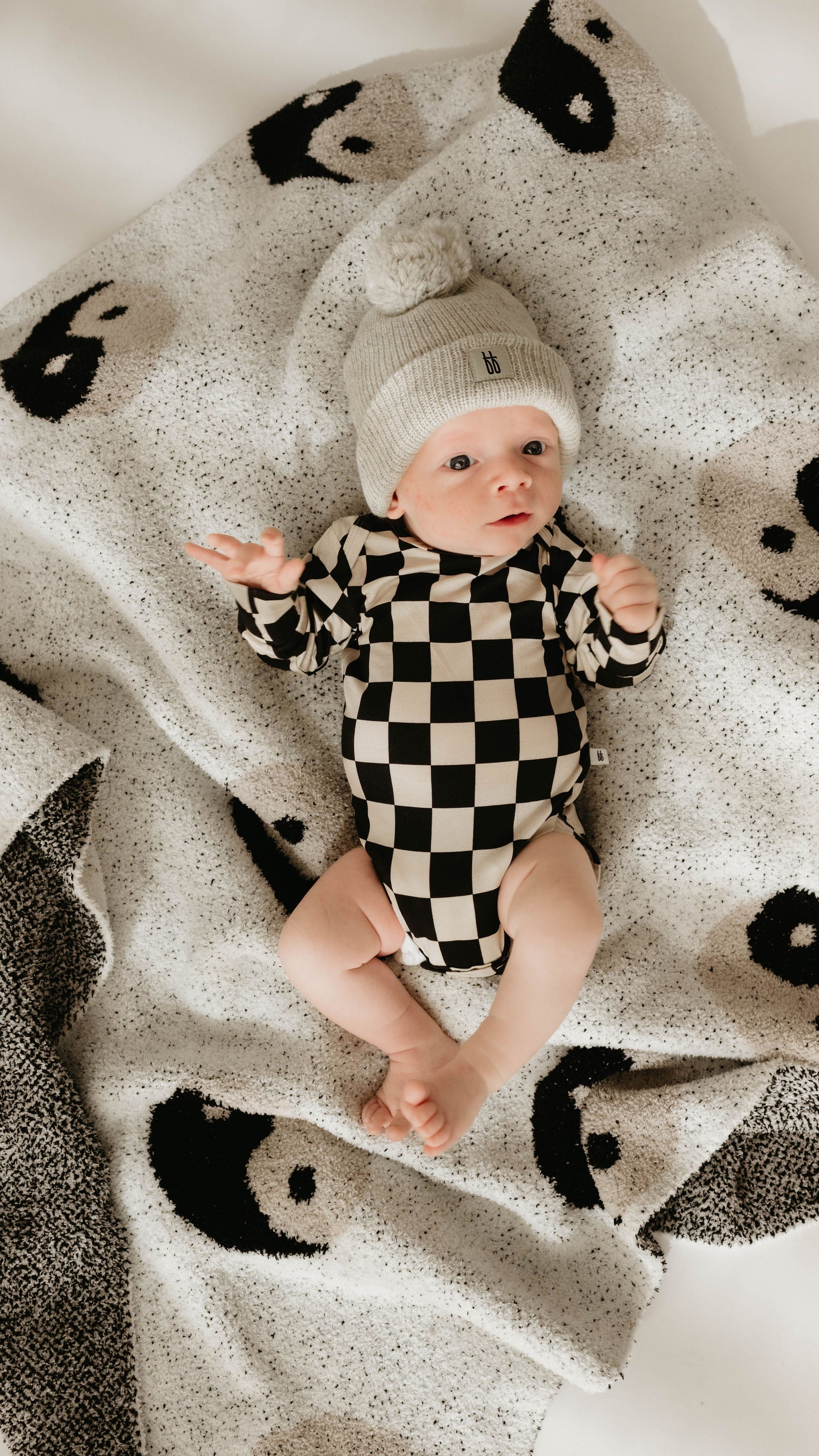 Plush Blanket | Black &amp; White Yin Yang