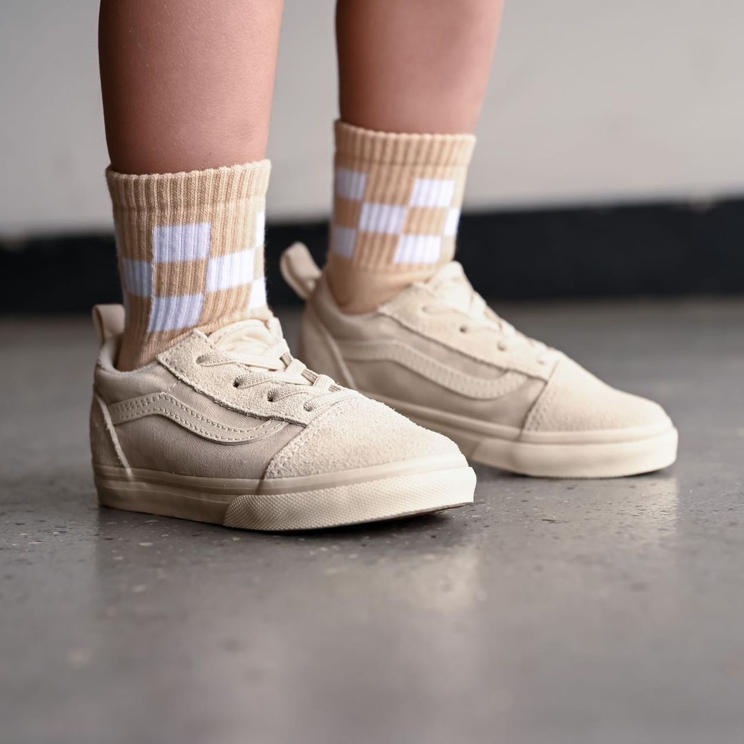 Kickin It Up Socks - Nude Check